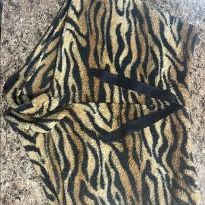 Weekending Cheetah Night Shorts Medium